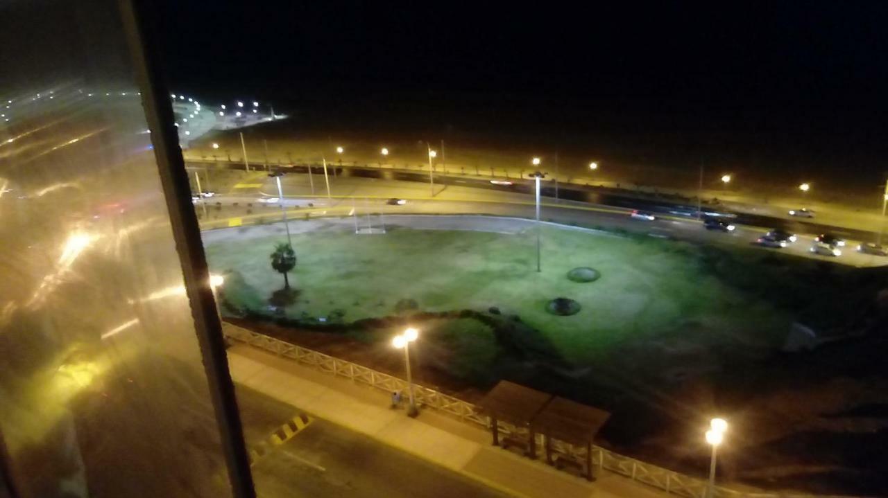 Blue Coast Lima Private Rooms Exteriör bild